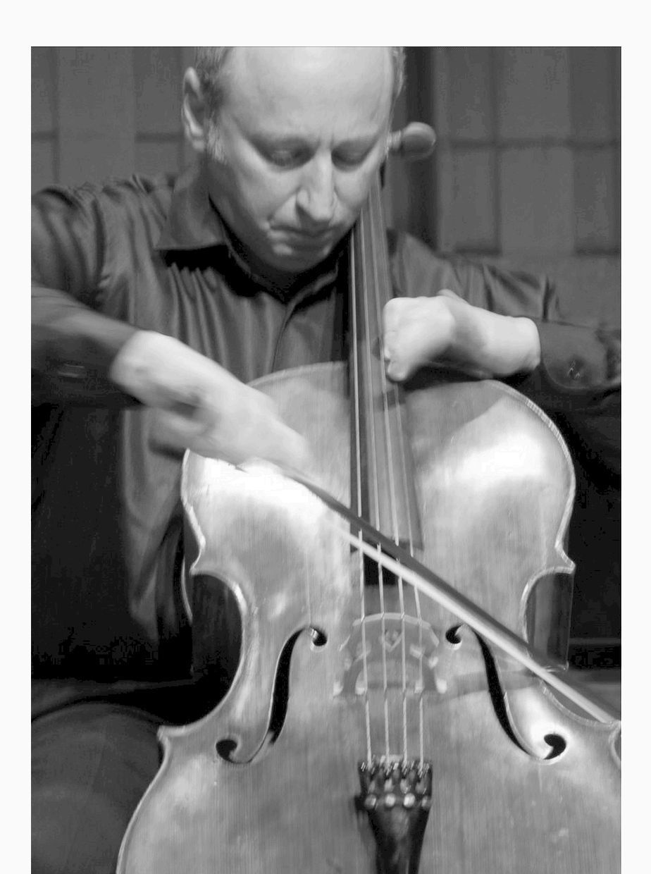 Михаил Квинт